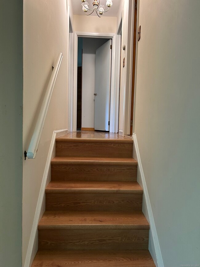 Building Photo - 14 Aspen Ledges Rd