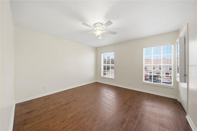 Building Photo - 13542 Embassy Park Ct