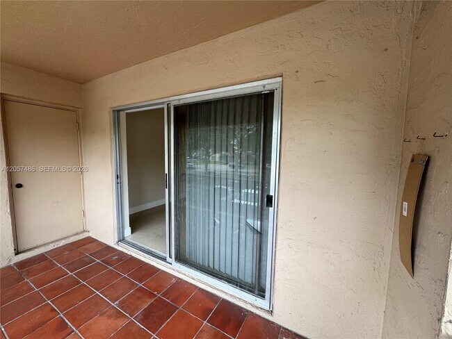 Building Photo - 11243 SW 88th St