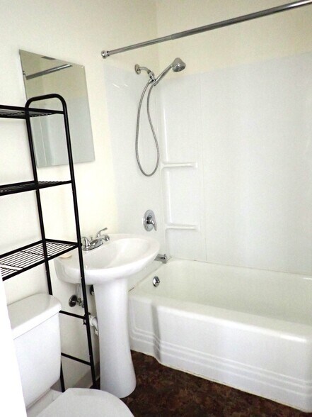 full tub and shower - 12 Grove Ave