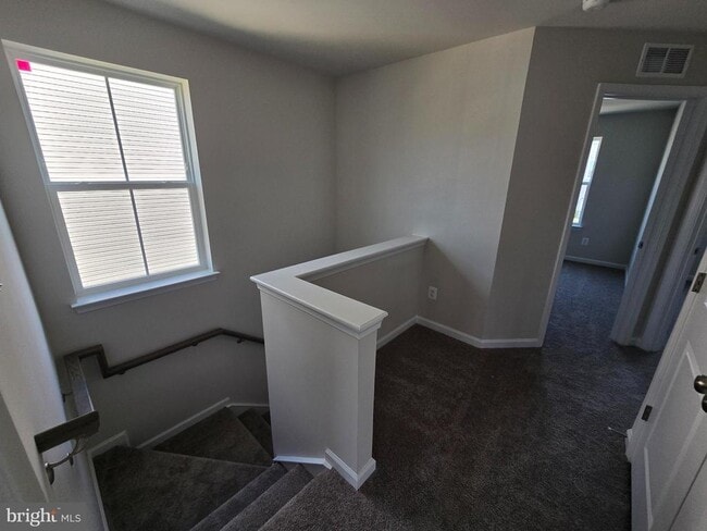 Building Photo - 1356 Red Clover Ln