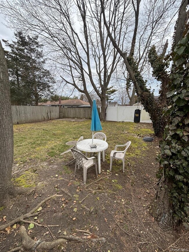 Building Photo - 101 Miramar Ave