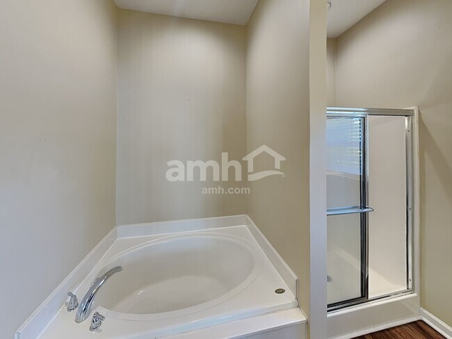 Building Photo - 2018 Fiona Way