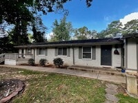 Building Photo - 3050 Hermance Dr NE
