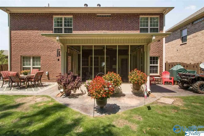 Building Photo - 15132 Lakeside Trail SW