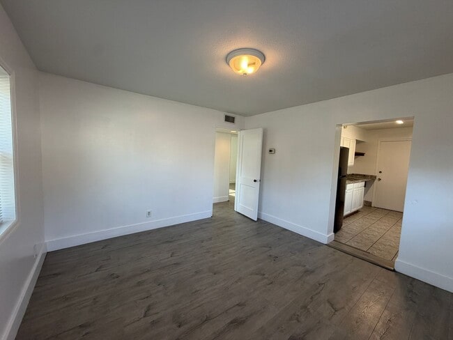 Building Photo - 4022 Emerson St