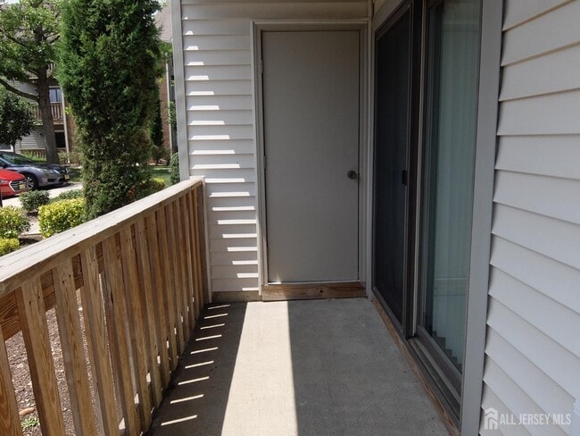 Building Photo - 5307 Ravens Crest Dr
