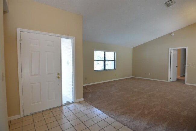 Building Photo - 5106 Sun Palm Dr