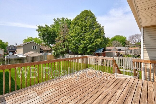 Building Photo - 200 Corene Ave