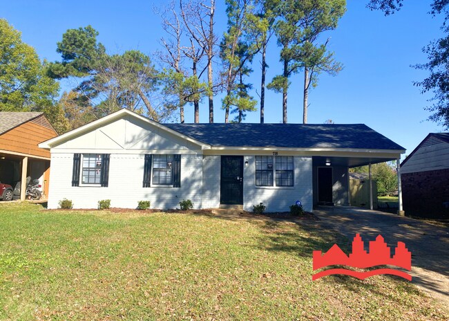 Building Photo - Welcome to 718 Northaven!