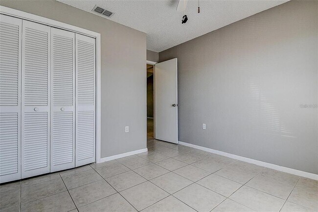 Building Photo - 4752 Sunny Loop