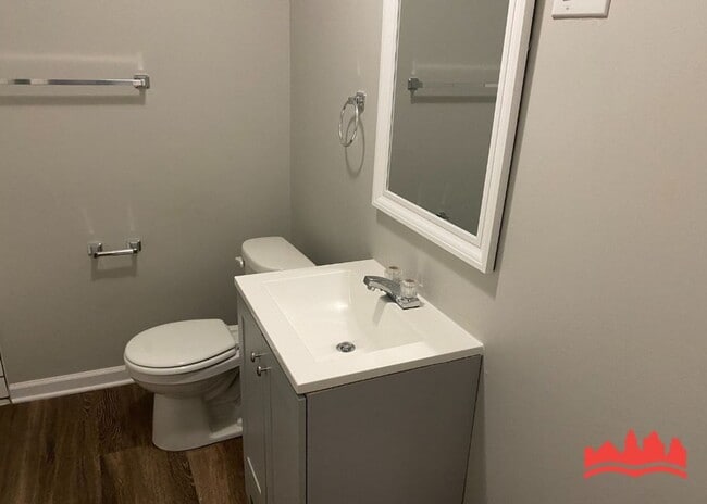 Building Photo - 3625 Vivia Ave