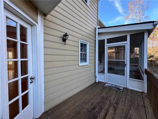 Building Photo - 461 Berry Patch Ln