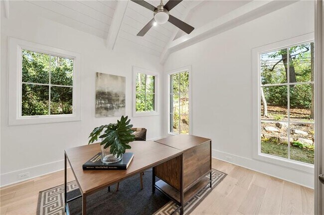 Building Photo - 1074 Moores Mill Rd NW