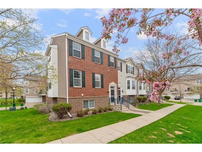 Building Photo - 15726 Frisian Ln