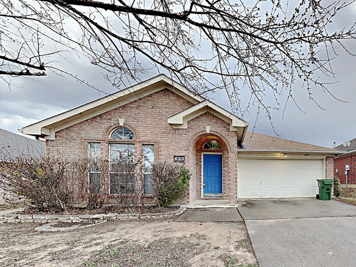 Primary Photo - 623 Jamie Ln