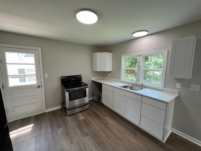 Building Photo - 2 Bedroom Home in Harrodsburg!