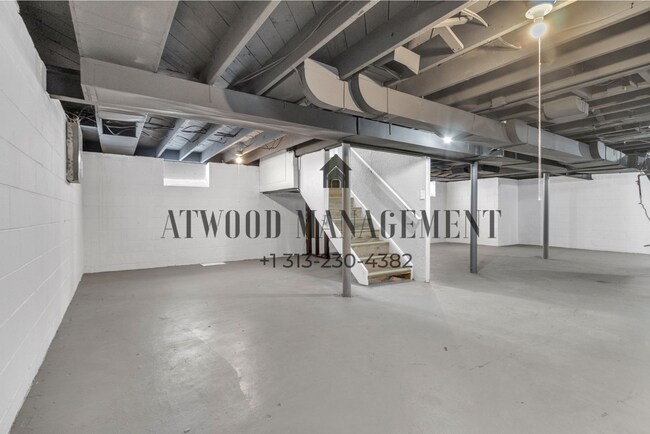 Building Photo - This beautifully updated 3-bedroom, 1-bath single-family home is ready for move-in!