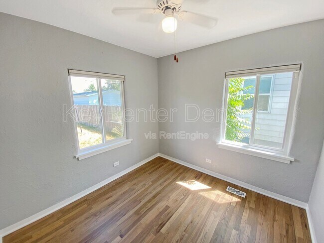 Building Photo - 4960 Decatur St