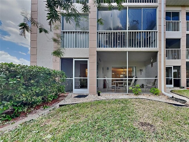 Building Photo - 6501 Stone River Rd