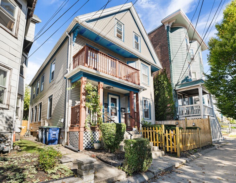 exterior - 31 Cameron Ave