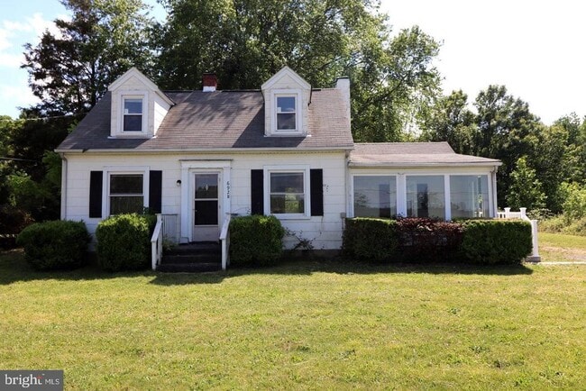 Building Photo - 6928 Harrison Rd