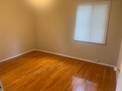 Building Photo - 1411 Greenbrier Dr