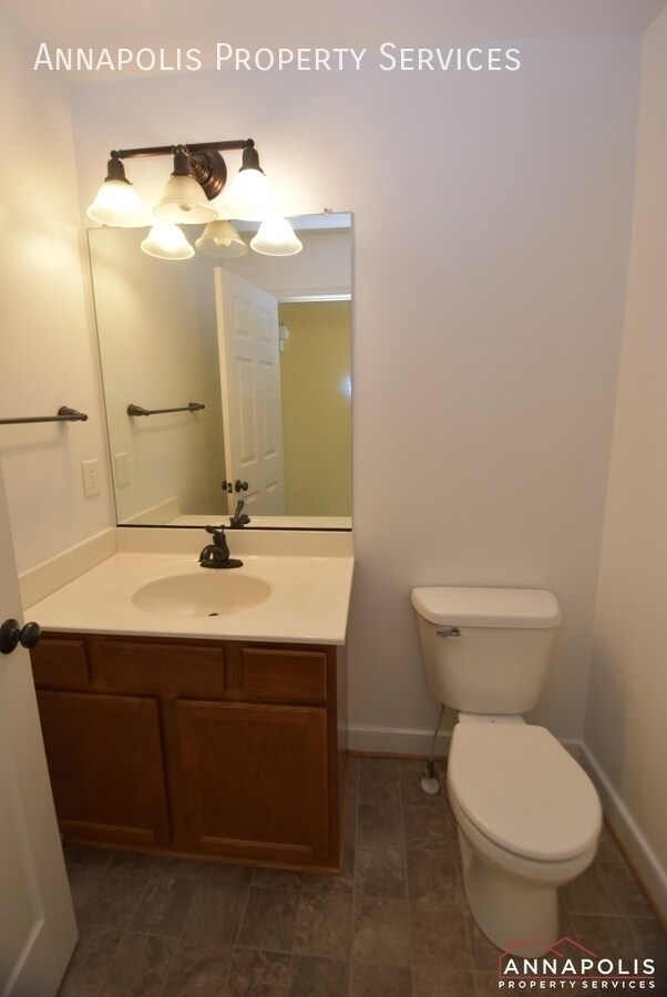 Building Photo - 110A Sabrina Ln