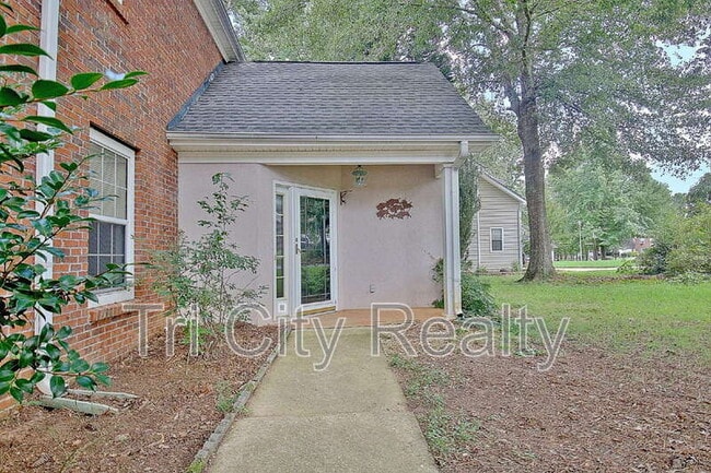 Building Photo - 419 Sherrels Ford