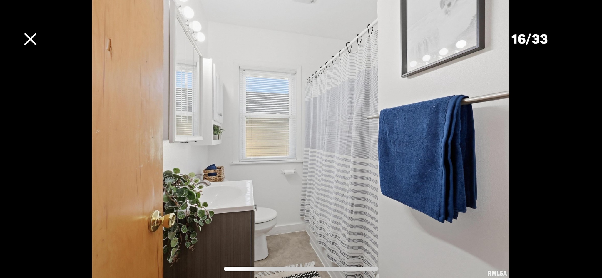 Building Photo - 1243 E Dover Ct