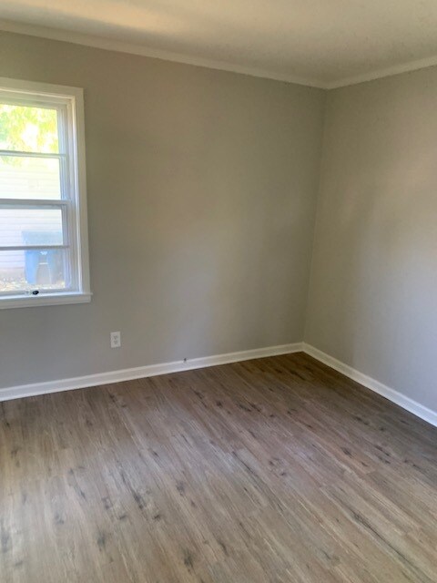 Hardwood in all bedrooms - 7635 High Dr