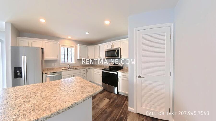 Building Photo - 110 Rocky Rdg Dr