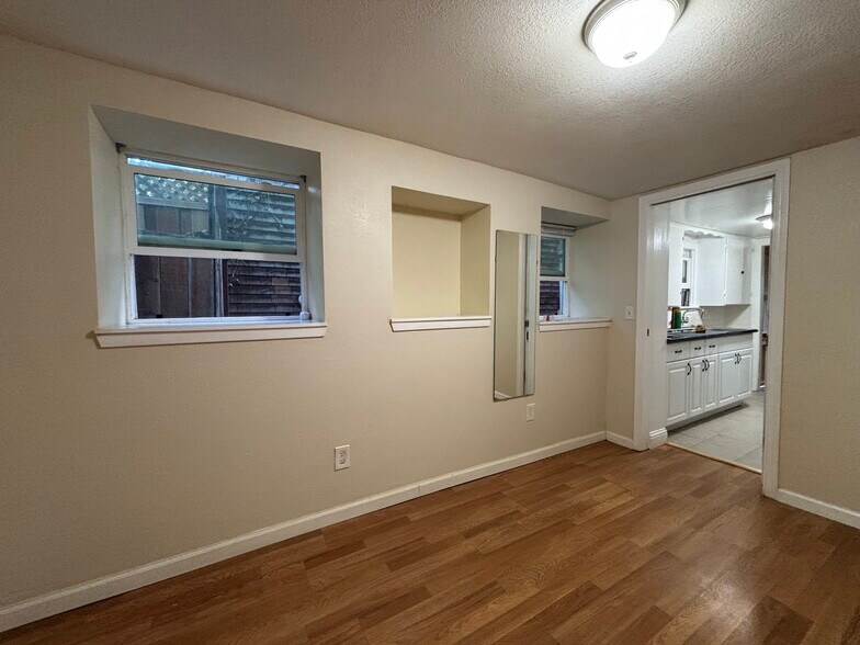 Bedroom - 1534 Benton St