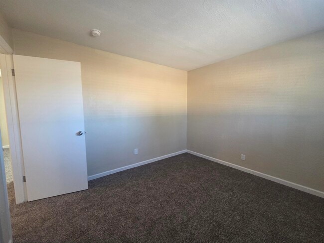 Building Photo - 20077 Redwood Rd