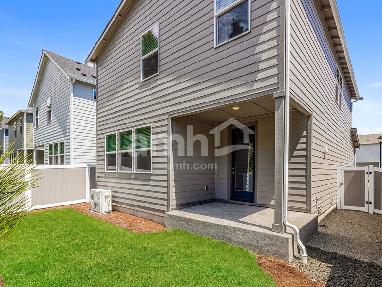 Building Photo - 5415 Turnstone St SE