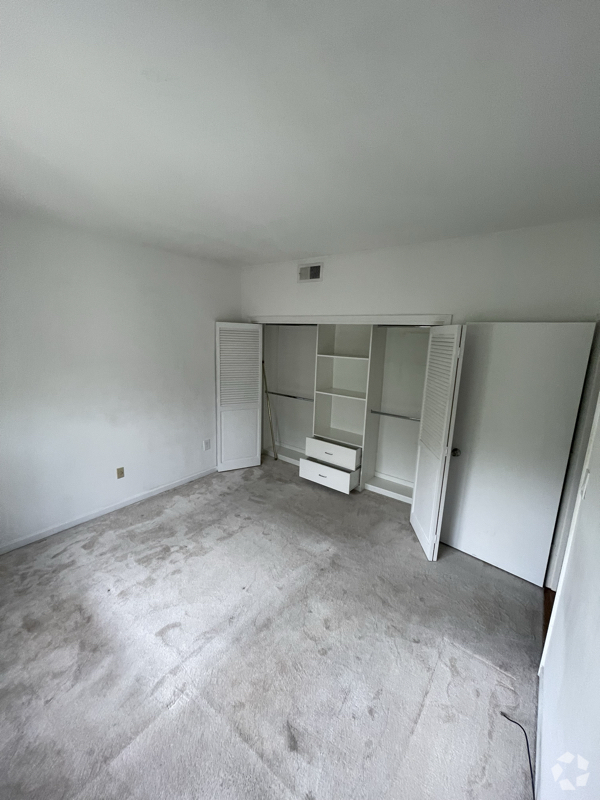 Building Photo - 4505 Harding Pike