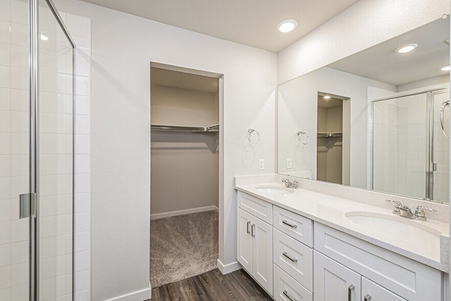 Building Photo - 2186 Flower Blossom Ave