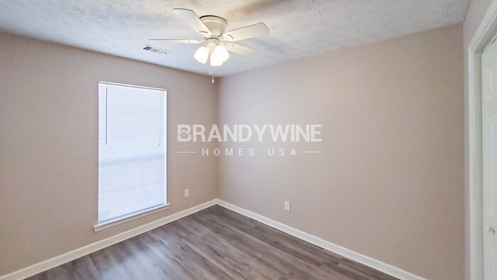 Building Photo - 369 Autumn Lake Dr