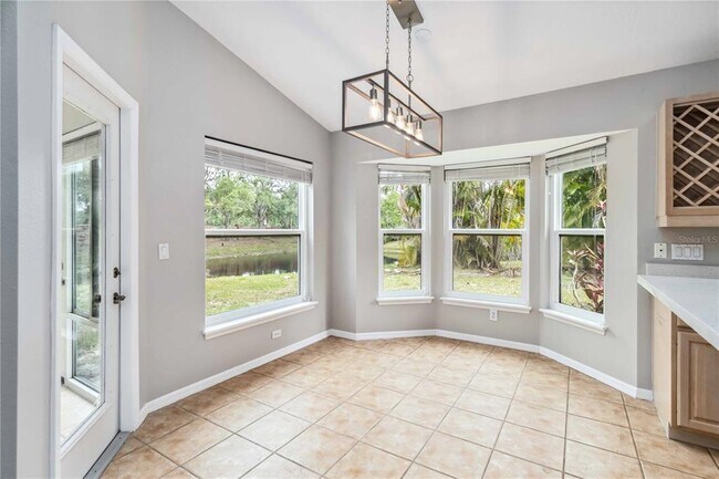 Building Photo - 7 Arbor Oaks Dr