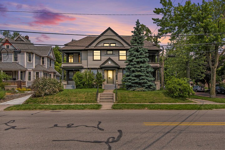 Primary Photo - 456 Lafayette Ave SE