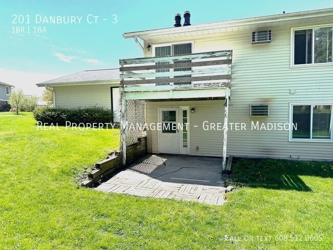Building Photo - 201 Danbury Ct