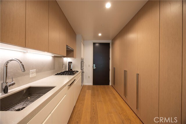 Building Photo - 877 Francisco St