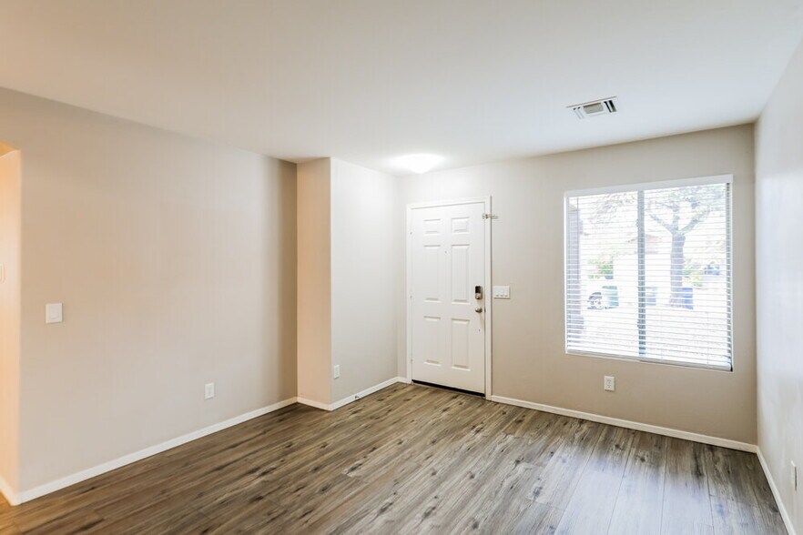 Building Photo - 4098 E Angel Spirit Dr