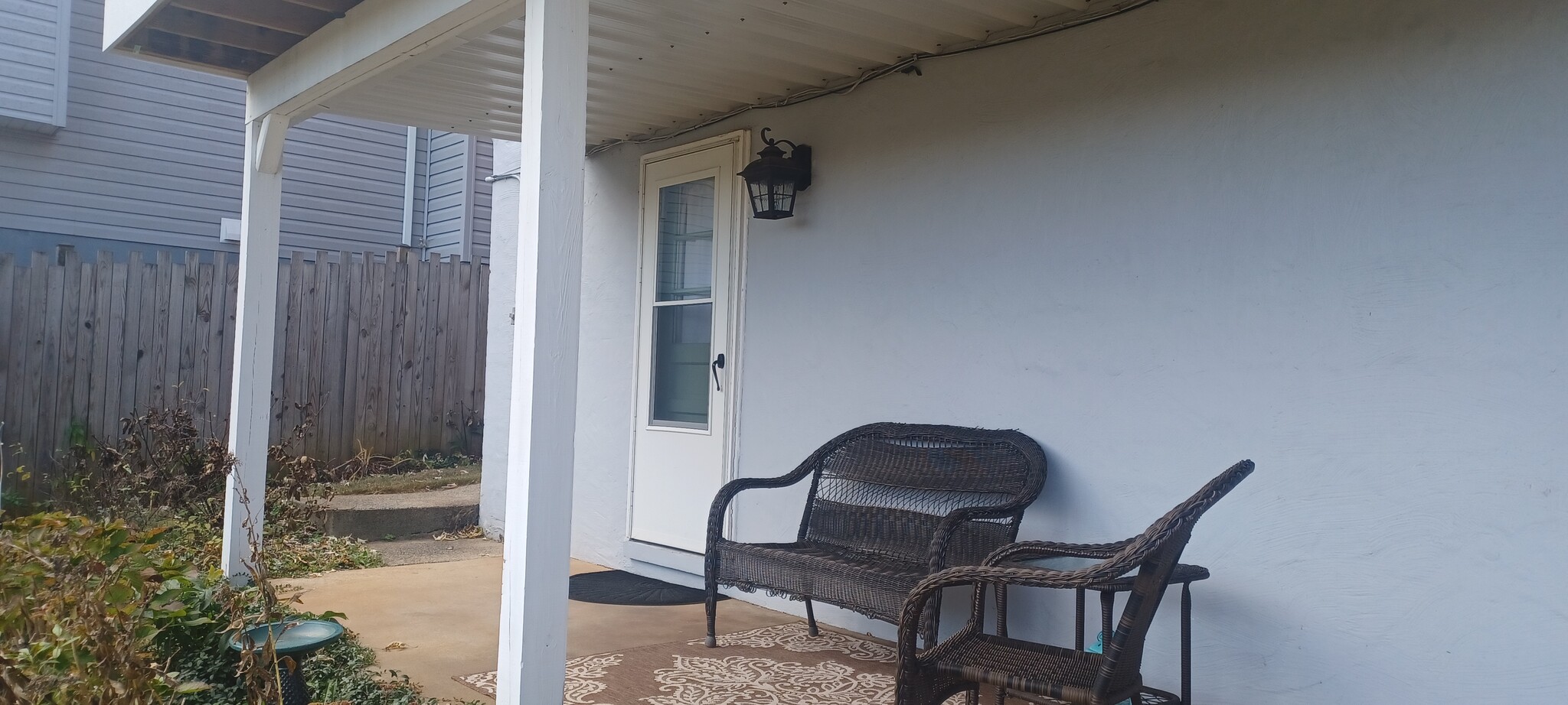 Building Photo - 402 13th ST NE