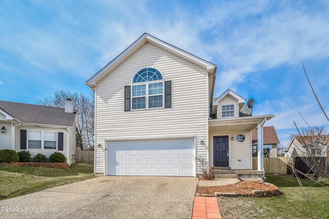 Primary Photo - 10500 Whitepine View Pl