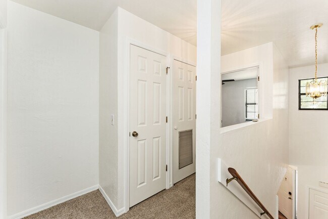 Building Photo - 831 NW 42nd Terrace