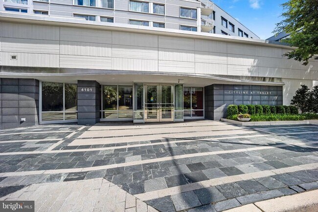 Building Photo - 4101 Albemarle St NW