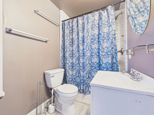 Building Photo - 4 Bedroom Single Family Home in Susquehanna Township