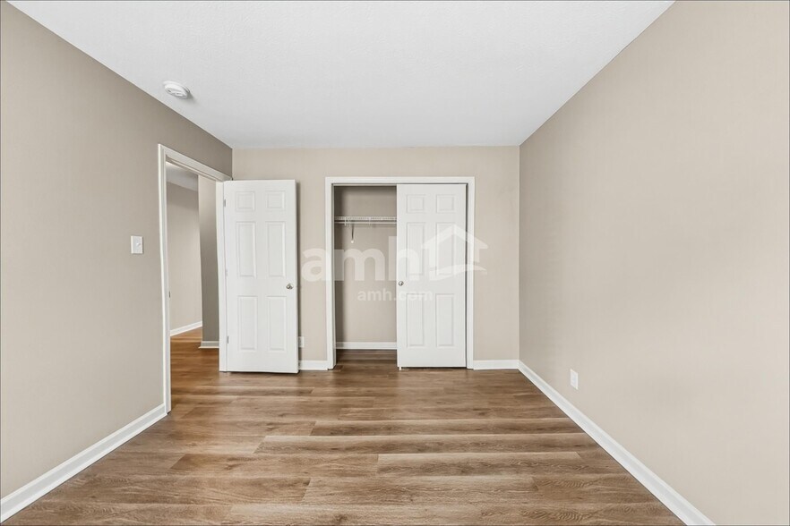 Building Photo - 11447 Drabble Ln