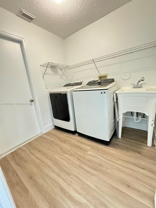 Building Photo - 17850 NW 19th St